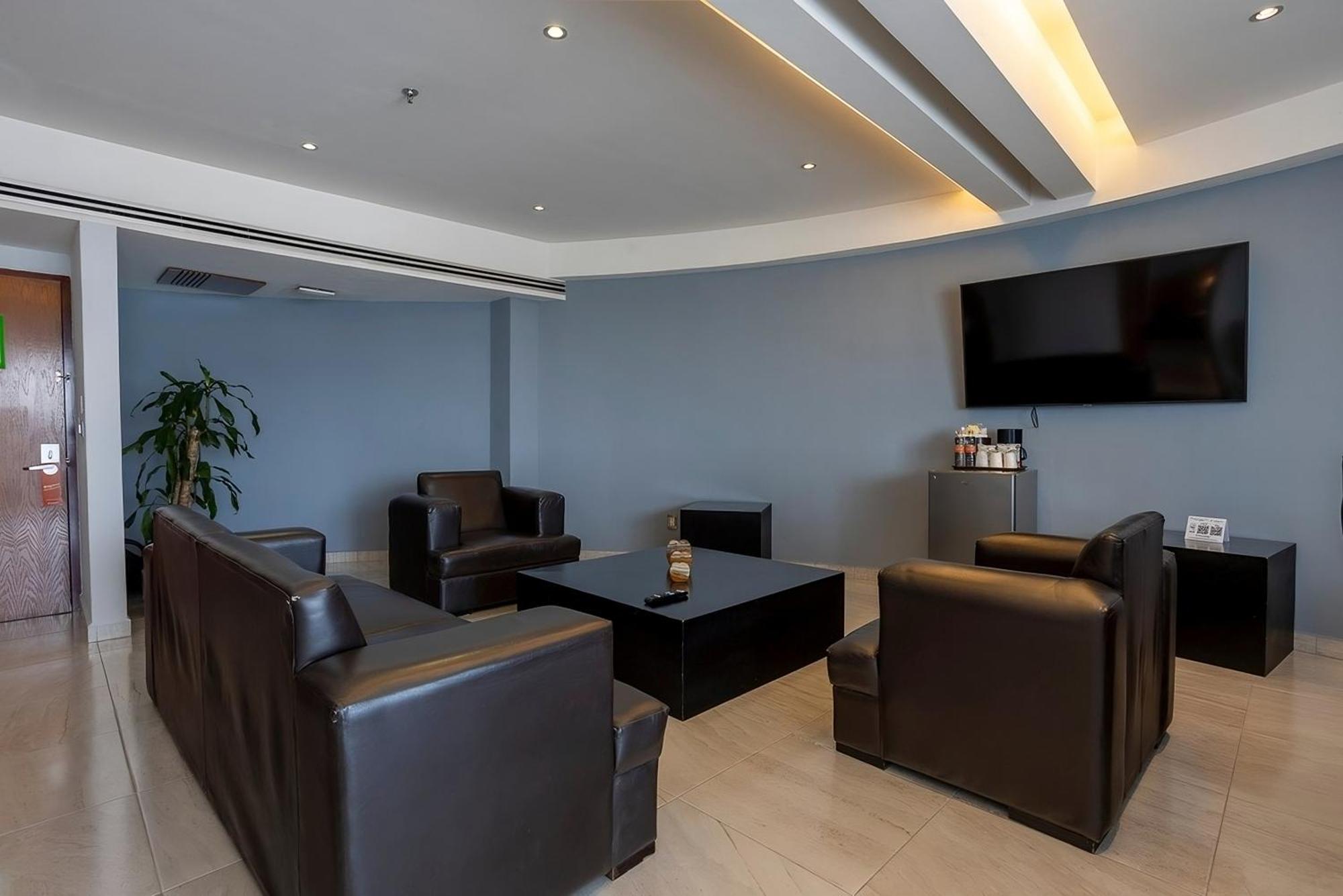 Finsa, An Ihg Heroica Puebla de Zaragoza