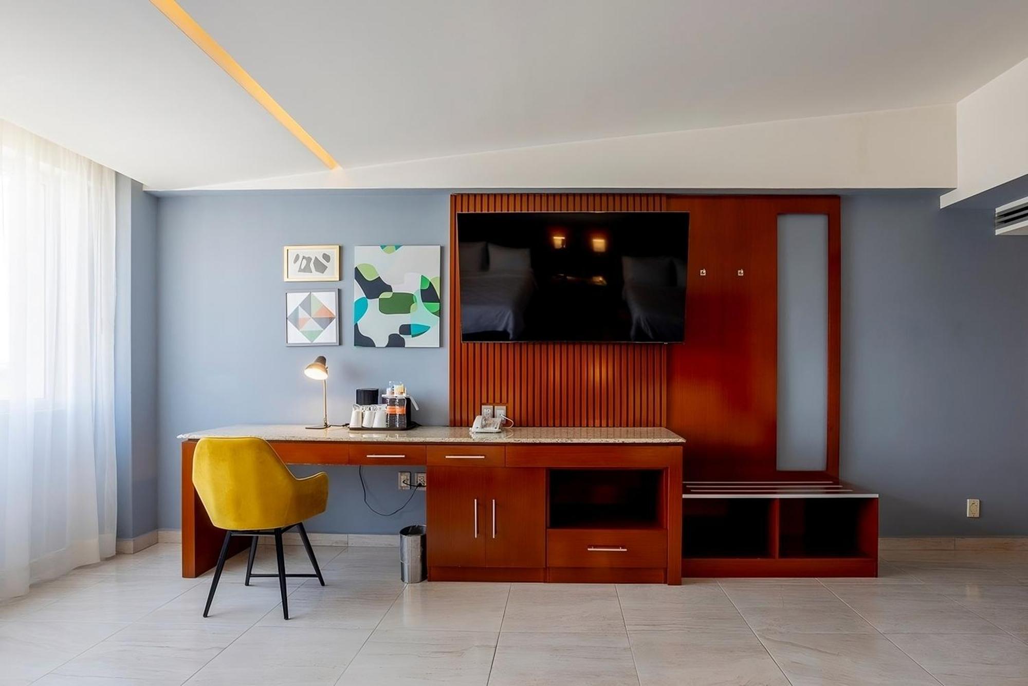 Hotel Finsa, An Ihg