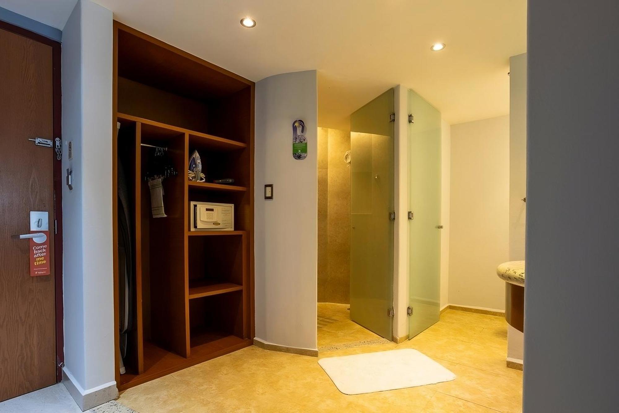 Finsa, An Ihg Heroica Puebla de Zaragoza