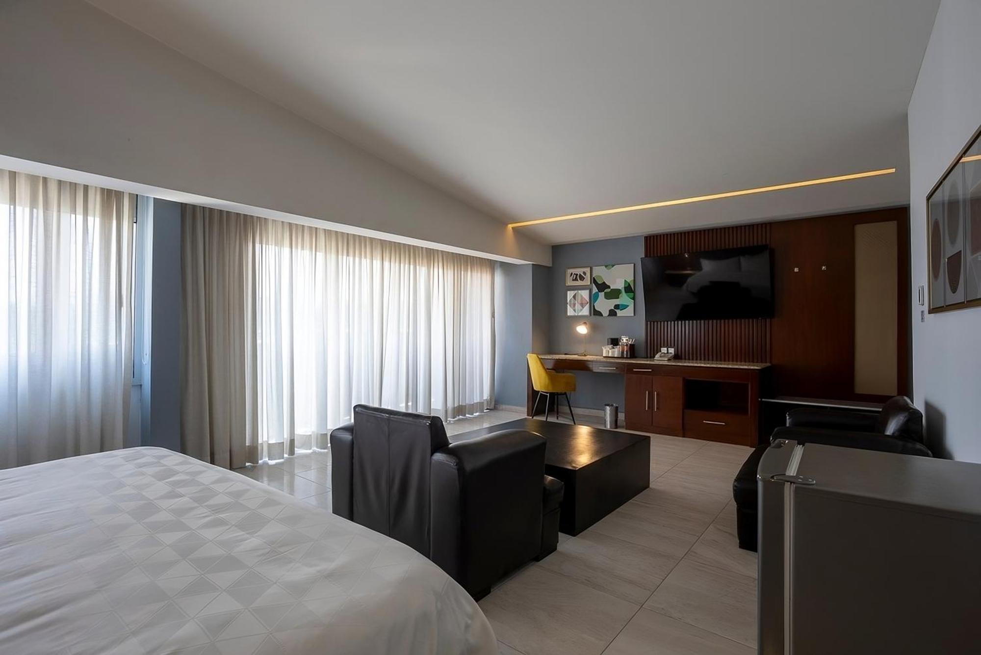 Finsa, An Ihg Heroica Puebla de Zaragoza